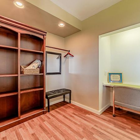 Whale Rock Suites Trinidad Room photo